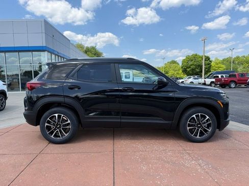 New 2026 Chevrolet TrailBlazer LT FWD image 6