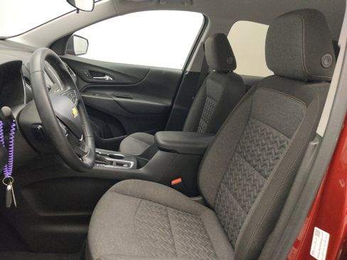 Used 2024 Chevrolet Equinox LT w/ LPO, Floor Liner Package image 17