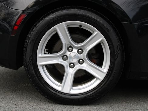 Used 2019 Chevrolet Camaro LT w/ Technology Package image 33