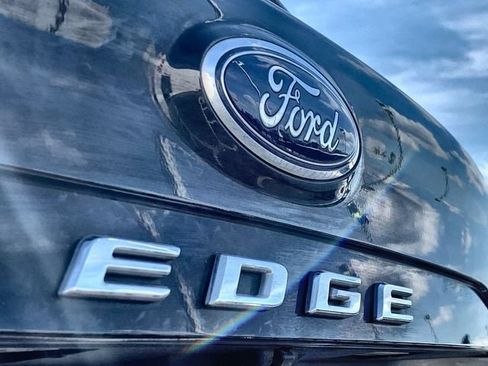 Used 2021 Ford Edge SEL w/ Convenience Package AWD/4WD image 43