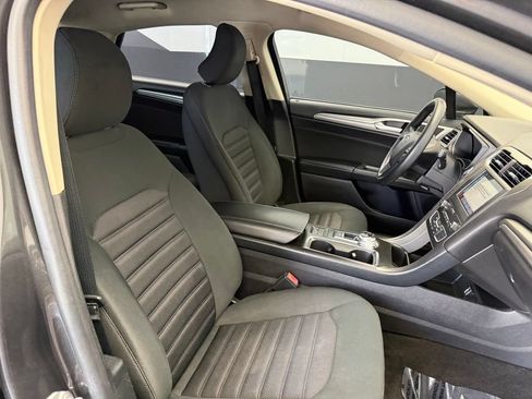Used 2019 Ford Fusion SE FWD image 71