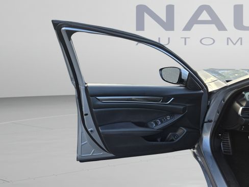 Used 2020 Honda Accord Sport image 10