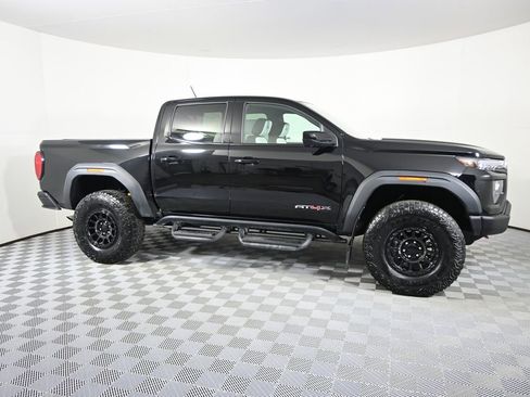 Used 2024 GMC Canyon AT4X w/ AT4X AEV Edition AWD/4WD image 9