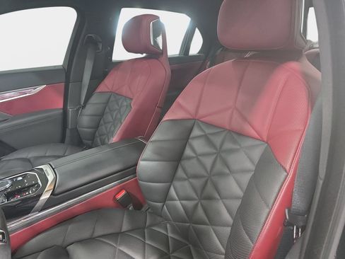 Certified 2024 BMW 740i RWD image 16