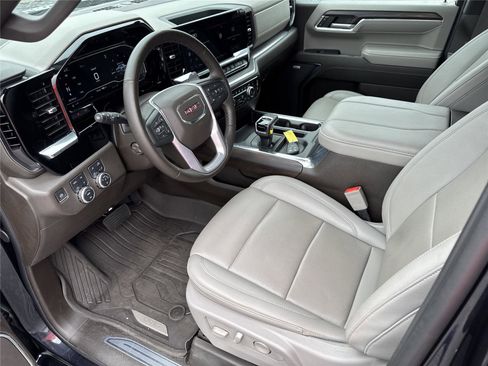Used 2024 GMC Sierra 1500 SLT w/ SLT Premium Plus Package AWD/4WD image 11