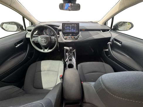 Used 2021 Toyota Corolla LE FWD image 11