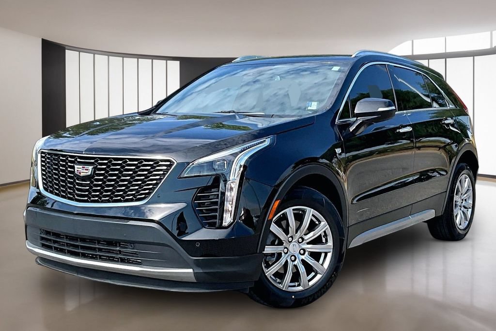 Certified 2023 Cadillac XT4 Premium Luxury FWD image 1
