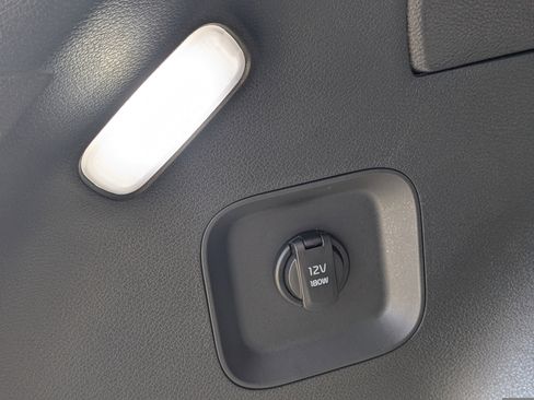 Used 2026 Kia Sportage SX image 15