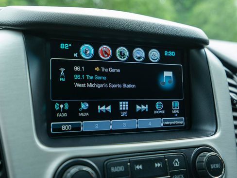 Used 2019 GMC Yukon XL SLT AWD/4WD image 36