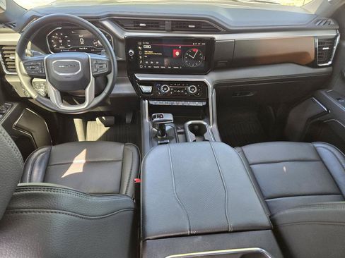 Used 2024 GMC Sierra 1500 Denali AWD/4WD image 19