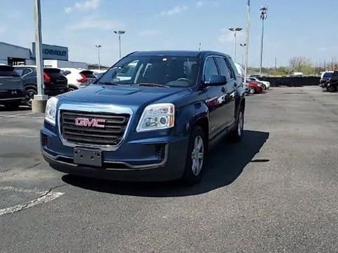 Used 2016 GMC Terrain SLE FWD image 2