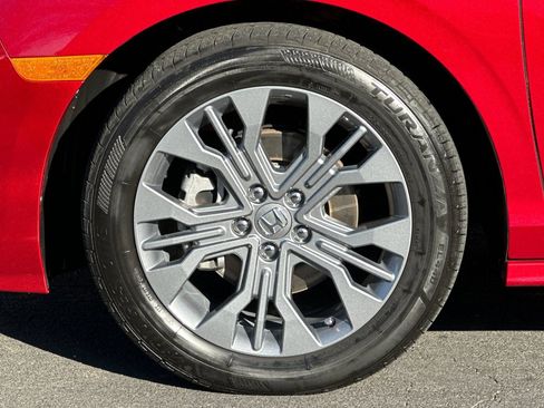 Used 2025 Honda Odyssey Touring image 35