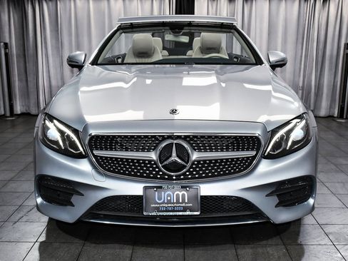 Used 2019 Mercedes-Benz E 450 4MATIC Cabriolet image 2