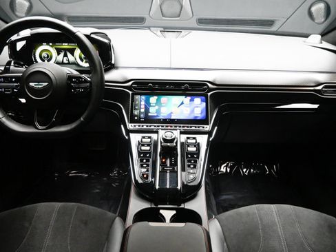 Used 2025 Aston Martin V8 Vantage image 63