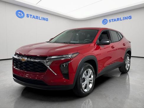 Certified 2026 Chevrolet Trax LS FWD image 16