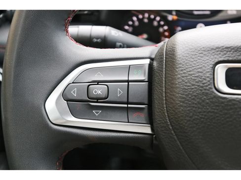 Used 2023 Jeep Compass Trailhawk AWD/4WD image 17
