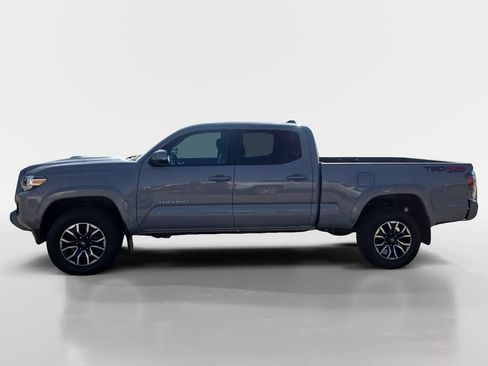 Used 2021 Toyota Tacoma TRD Sport AWD/4WD image 2