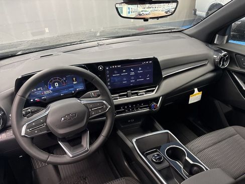 New 2026 Chevrolet Equinox LT w/ Midnight Edition AWD/4WD image 20