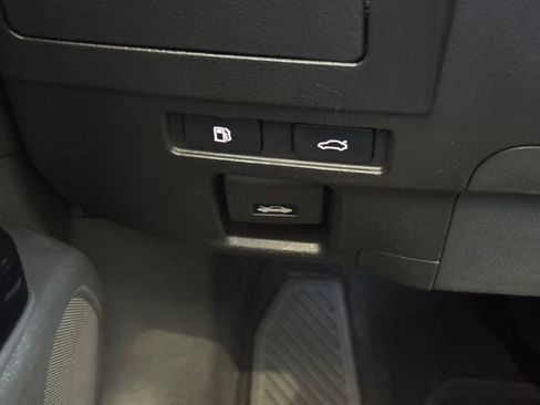 Certified 2024 Lexus ES 350 w/ Accessory Package (Z1) FWD image 35