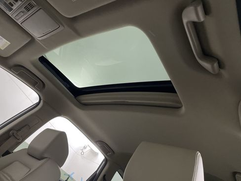 Used 2021 Honda CR-V Touring image 20