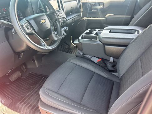 Used 2023 Chevrolet Silverado 1500 Custom RWD image 24
