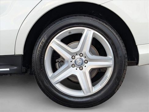 Used 2015 Mercedes-Benz ML 400 4MATIC image 24