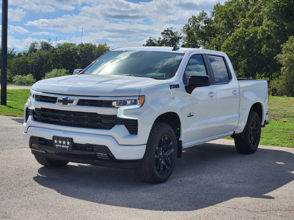 New 2026 Chevrolet Silverado 1500 RST AWD/4WD image 2
