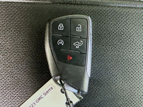 Used 2023 GMC Sierra 1500 SLT w/ SLT Premium Package image 18