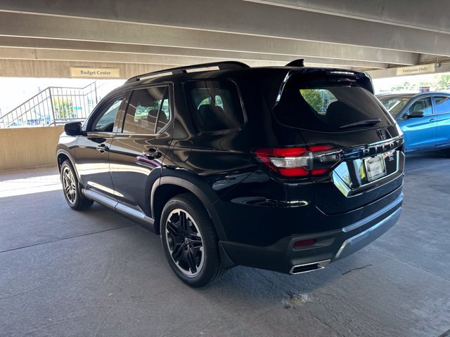 Used 2026 Honda Pilot image 4