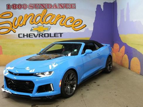 Used 2023 Chevrolet Camaro ZL1 RWD image 2