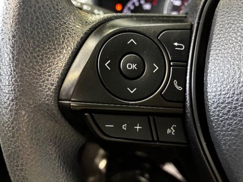 Used 2022 Toyota Corolla Cross L FWD image 19