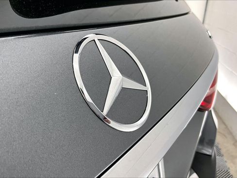 Used 2022 Mercedes-Benz E 450 4MATIC All-Terrain Wagon image 32