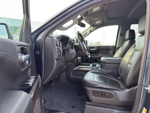 Used 2020 Chevrolet Silverado 1500 RST image 13