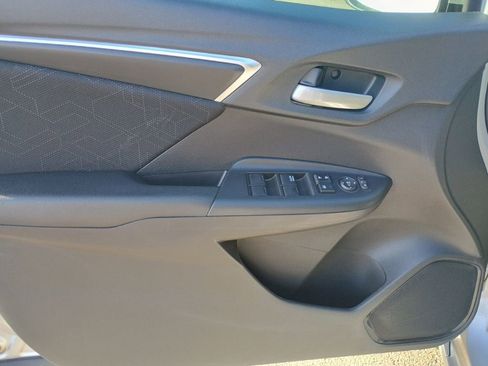 Used 2015 Honda Fit EX image 11