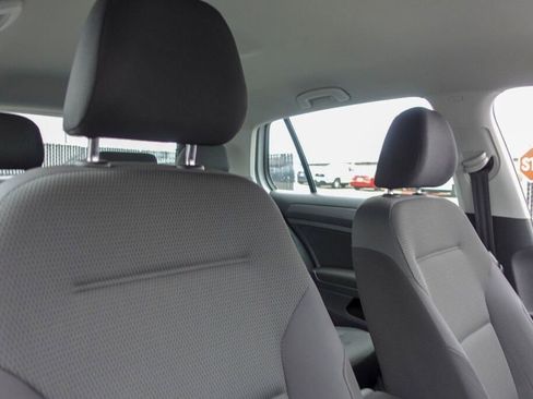 Used 2019 Volkswagen e-Golf SE w/ Driver Assistance Package image 15