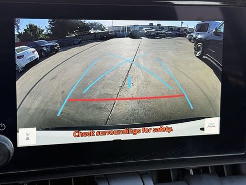 Used 2025 Toyota RAV4 XLE FWD image 18