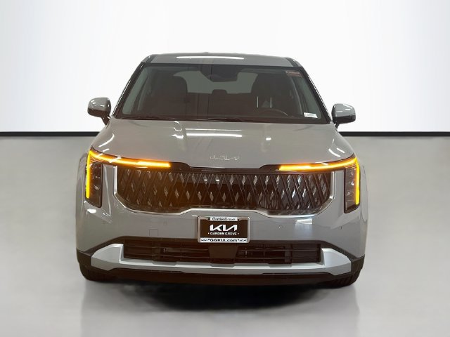 New 2027 Kia Carnival LXS FWD image 2