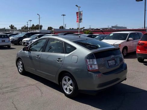 Used 2005 Toyota Prius FWD image 5