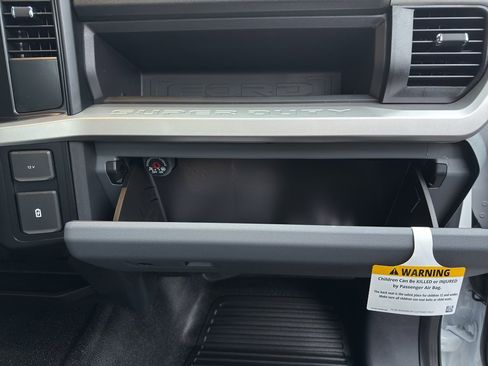 New 2026 Ford F550 4x4 Regular Cab Super Duty image 29