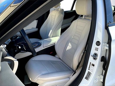 Used 2022 Mercedes-Benz E 350 Sedan image 21