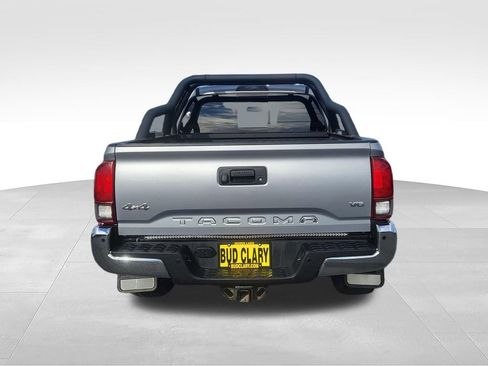 Certified 2020 Toyota Tacoma SR5 image 5