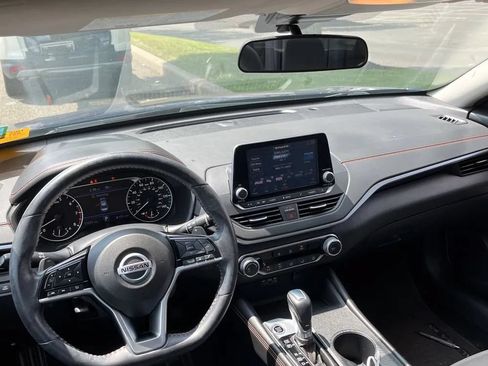 Used 2020 Nissan Altima 2.5 SR AWD/4WD image 6