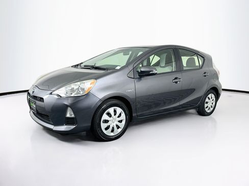 Used 2014 Toyota Prius C One FWD image 3