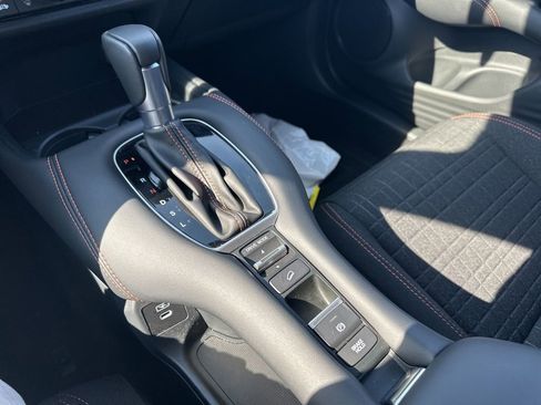 Used 2025 Honda HR-V Sport image 26