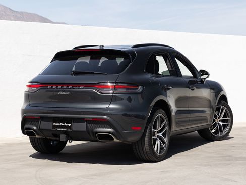 Certified 2025 Porsche Macan AWD/4WD image 7