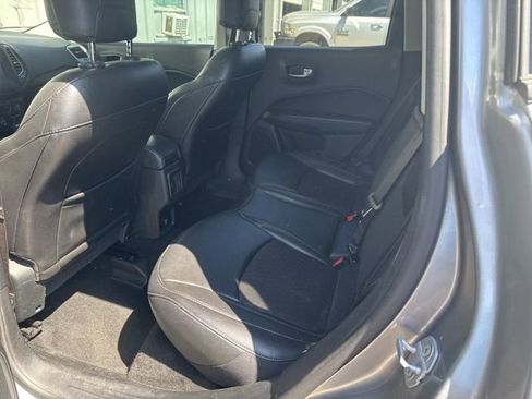 Used 2020 Jeep Compass Latitude FWD image 21