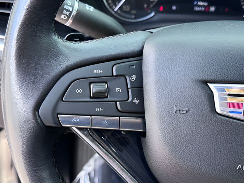 Used 2023 Cadillac XT6 Premium Luxury AWD/4WD image 16