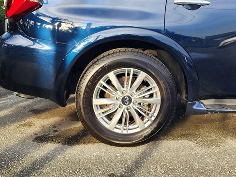 Used 2018 INFINITI QX80 RWD w/ All Season Package image 8