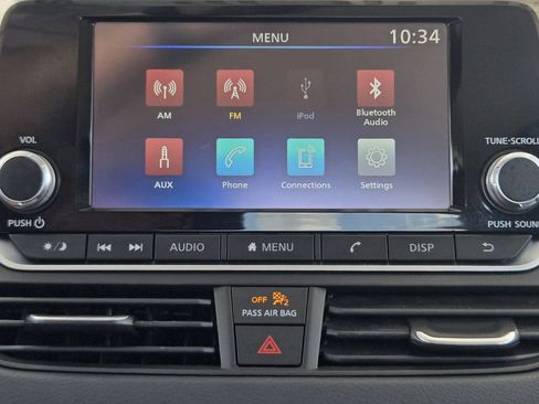 Used 2024 Nissan Altima 2.5 S FWD image 16