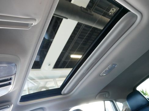 Used 2023 Subaru Crosstrek Hybrid w/ Moonroof Package w/Navigation image 32